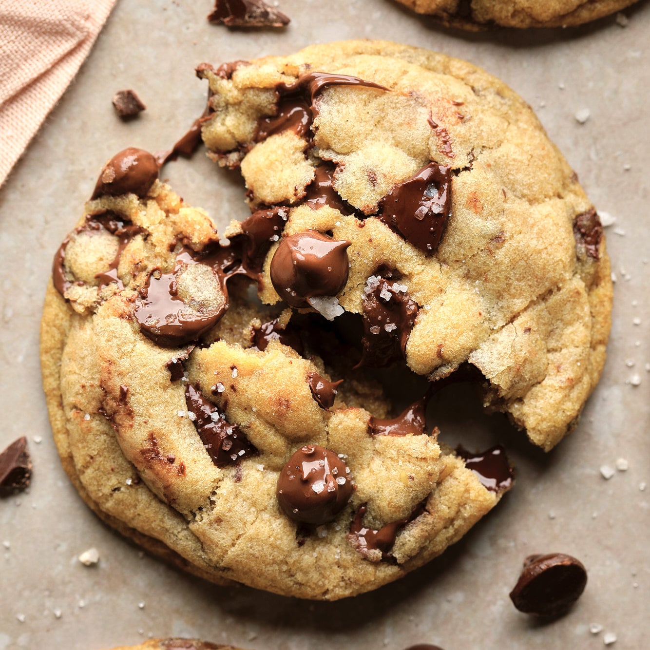 Vegan Chocolate Chip Cookies: Smart Hacks with Unexpected Ingredients